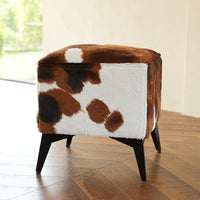 Foot Stool Small Ottoman Foot Rest, Velvet Foot Stools Pouf Ottoman Step Stool with Padded Seat, Footstool with Black Legs for Living Room, Entryway