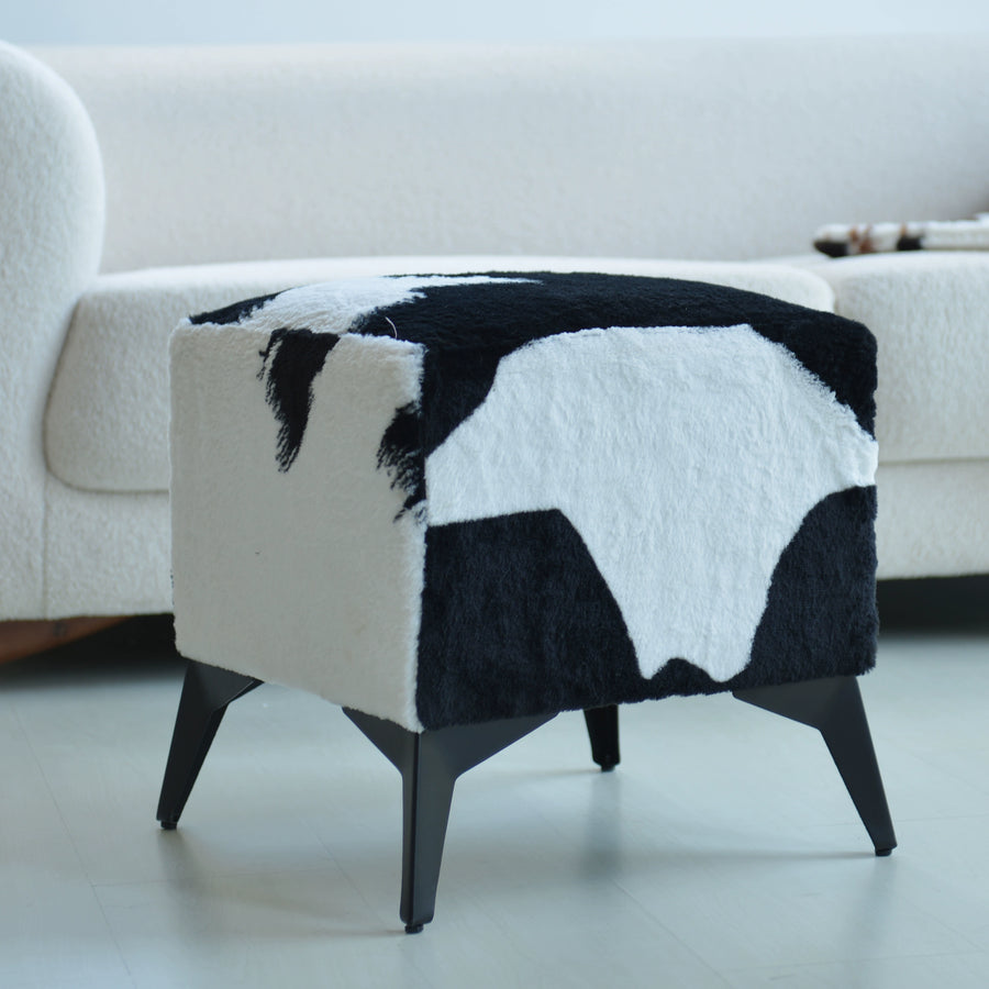 Foot Stool Small Ottoman Foot Rest, Velvet Foot Stools Pouf Ottoman Step Stool with Padded Seat, Footstool with Black Legs for Living Room, Entryway