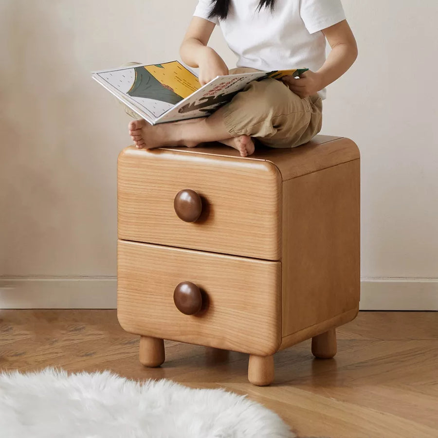 Vintage Wood Nightstand with 2 Drawers, Side Cabinet with Solid Wood Legs, Large Capacity Layered Storage, Suitable for Bedroom and Living Room