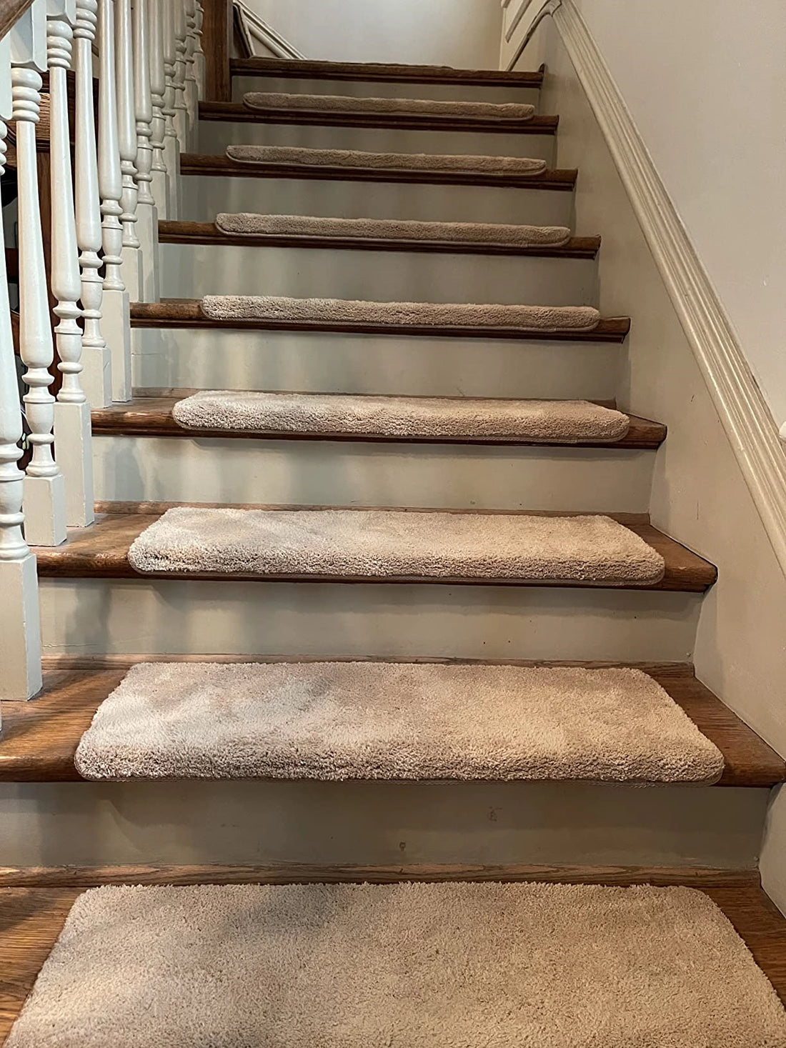 Bullnose Carpet Stair Treads | Ultra Plush Soft (Set of 15,14,7,2)