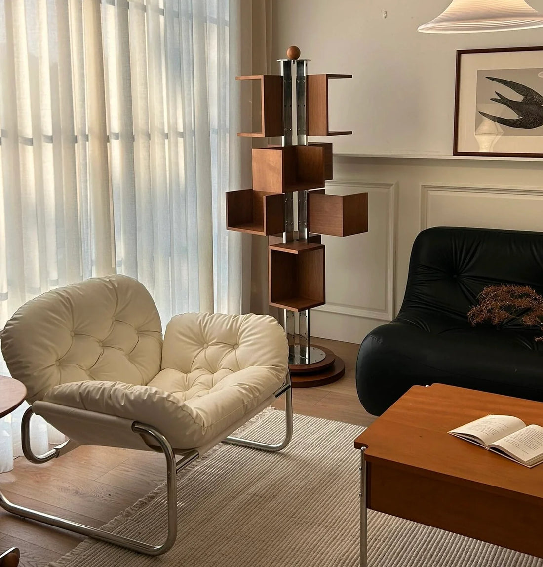 Single Sofa Chair Minimalist Light Luxury Cream Style Leisure Chair Living Room Vintage Bauhaus Style Retro Chair