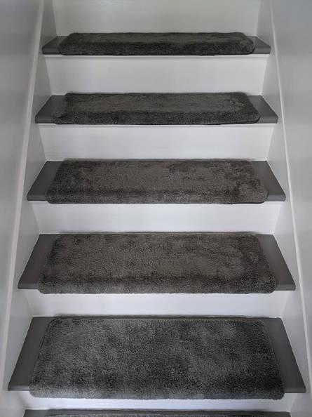 Pure Era - Non-slip Tape Free Bullnose Carpet Stair Treads Pet Friendly Peel and Stick